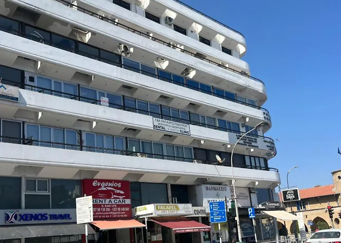 El Giorgios Centre Daire