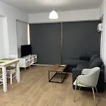 El Giorgios Centre Lägenhet *